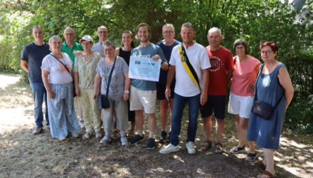 Gemeente Evergem en Everrun schenken cheque ter ondersteuning van onze Special Olympics-deelname